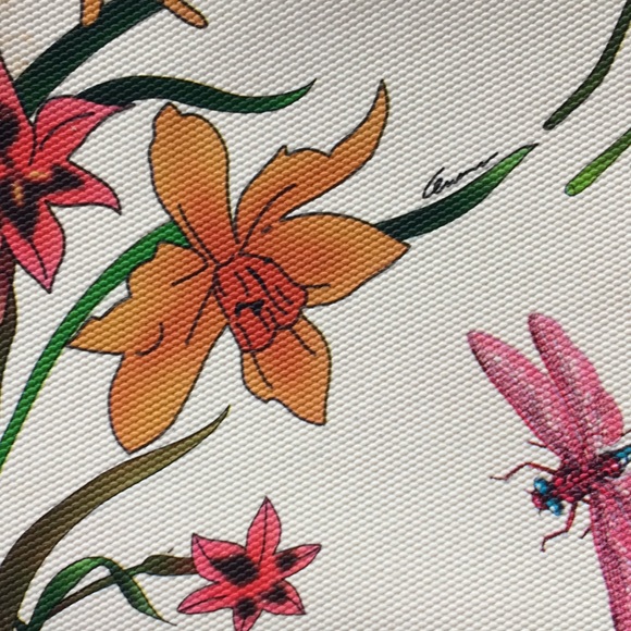 Gucci Floral Hobo π Small adorable purse! πΉπ - Picture 8 of 9